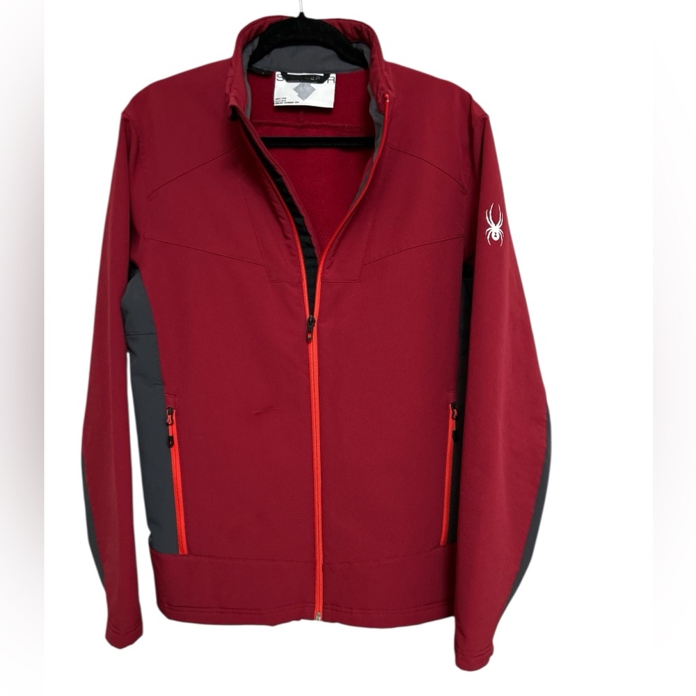 SPYDER men’s full zip softshell jacket in burgundy 
Size M